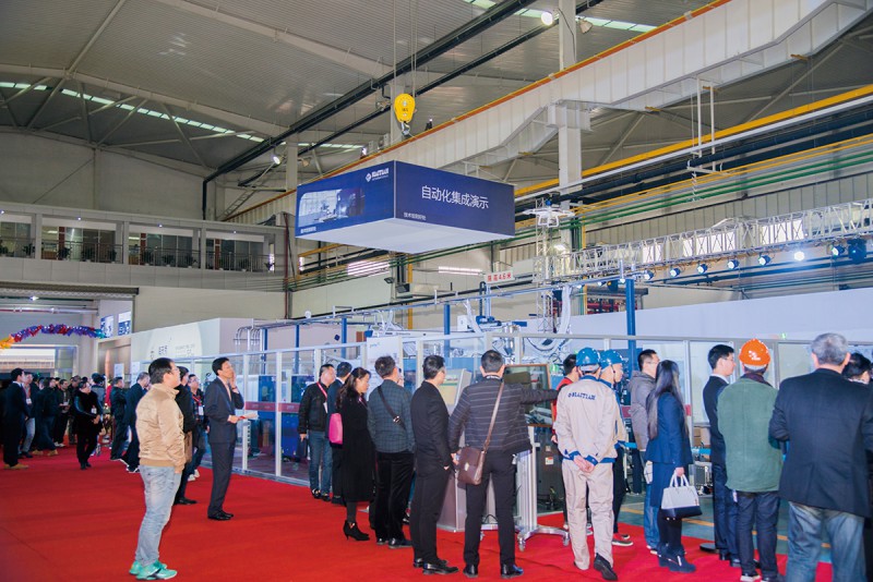 海天秀現場重點分享最新技術成果，展示各行業應用案例